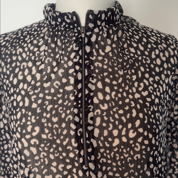 MARC CAIN Black and White Patterned Sheered Blouse S/M - Picture 5 of 6